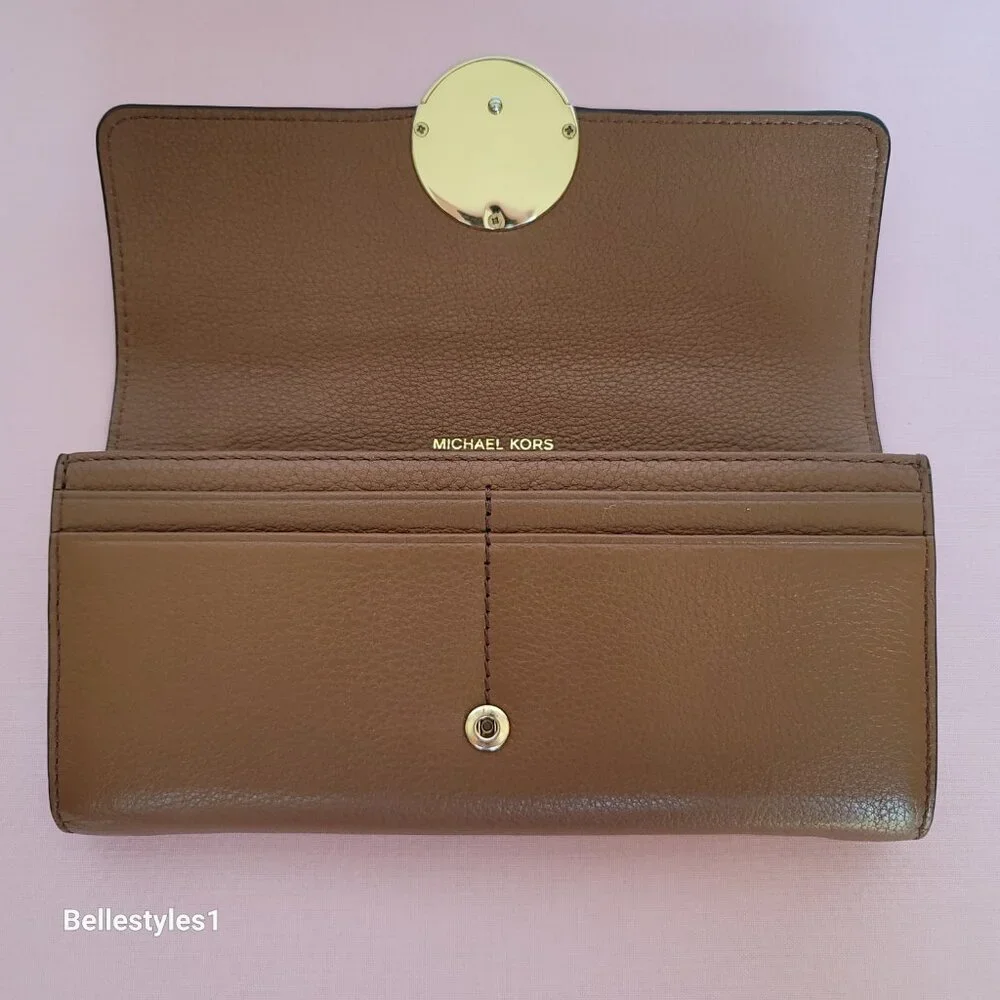 MICHAEL KORS Pebbled Leather Flap Large Wallet-Luggage color. PRE-OWNED/USED.⭐ - Picture 12 of 16